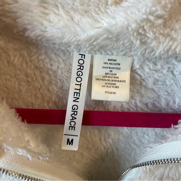 Color Blocked Fuzzy Saeatshirt - Picture 3 of 5